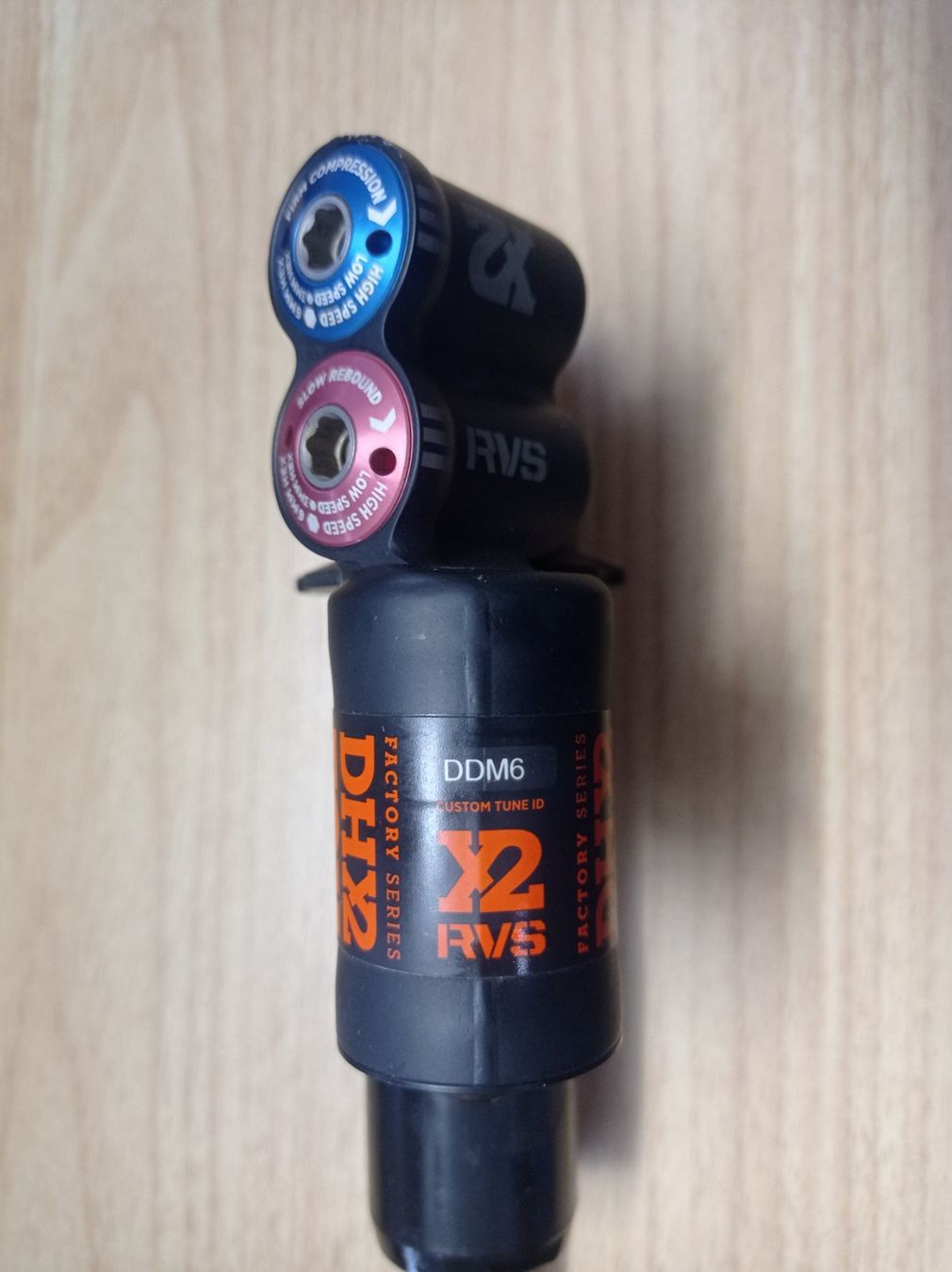 Fox Pezzi di ricambio: Fox DHX2 Factory coil – Usato da Lützelflüh-Goldbach venduto da Knuesi0 3