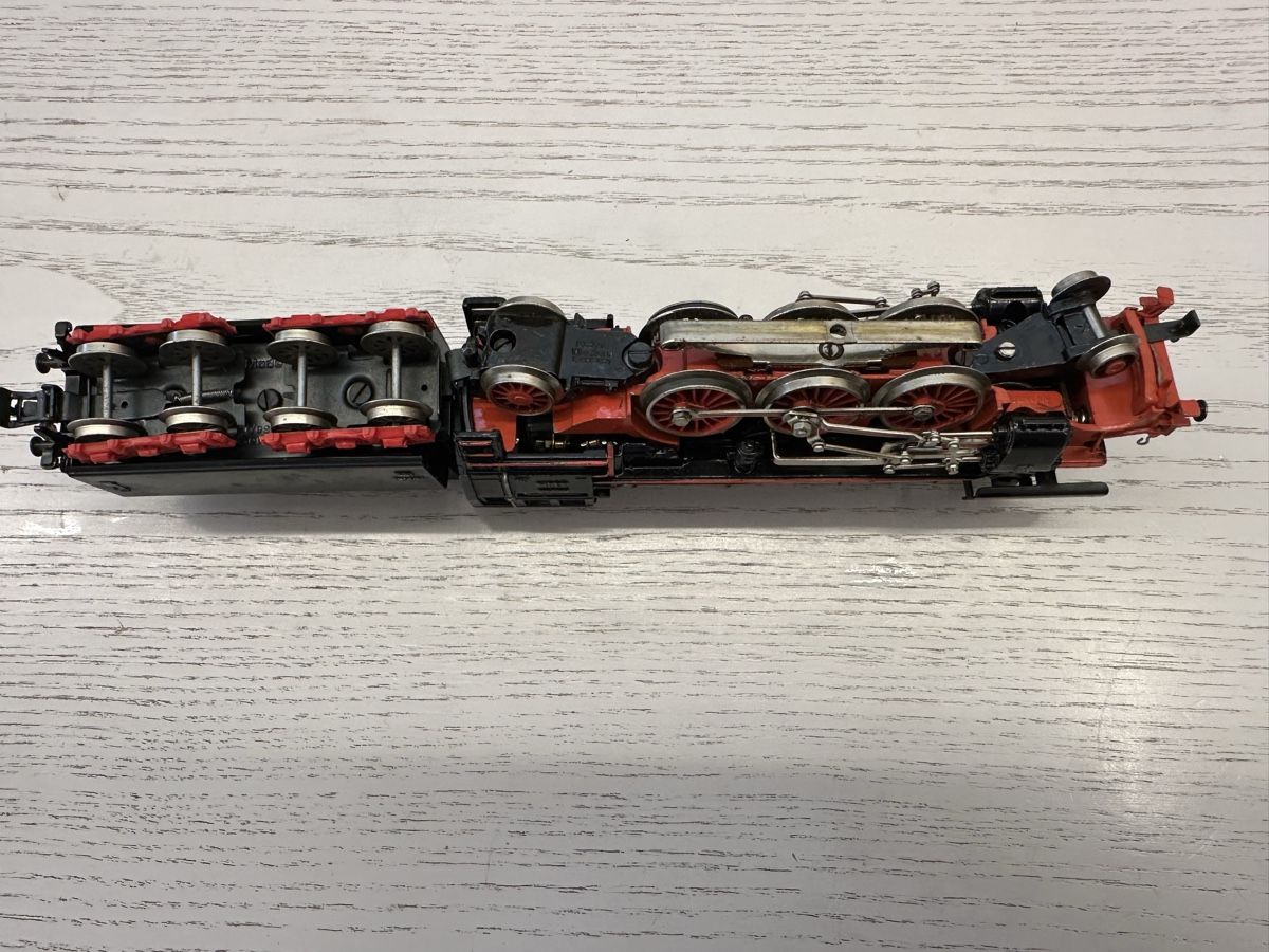 Märklin Modellini di ferrovie: Märklin 3005 DB BR 24 – Usato da Lupsingen venduto da New-Haven 5
