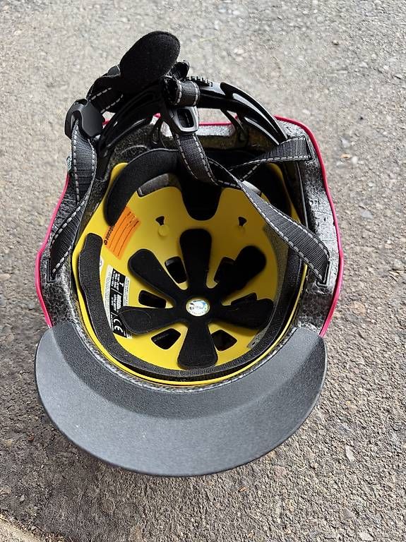 Casques: Kinder Velohelm Nutcase – D'occasion à Luzern par Sportstudentin 2