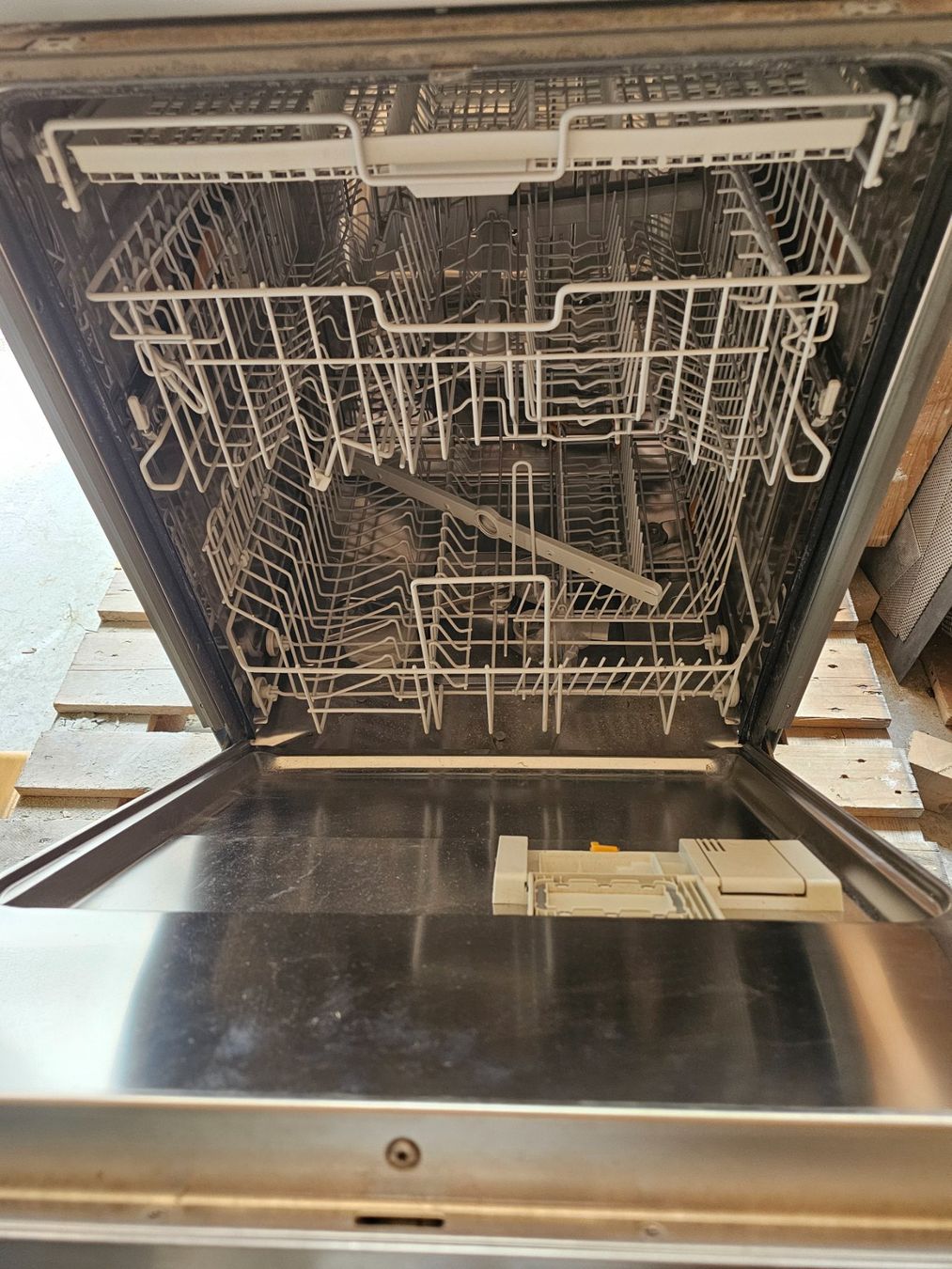 Miele Lavastoviglie: Miele Geschirrspüler G 2432-60 SCi – Usato da Mols venduto da mima61 2