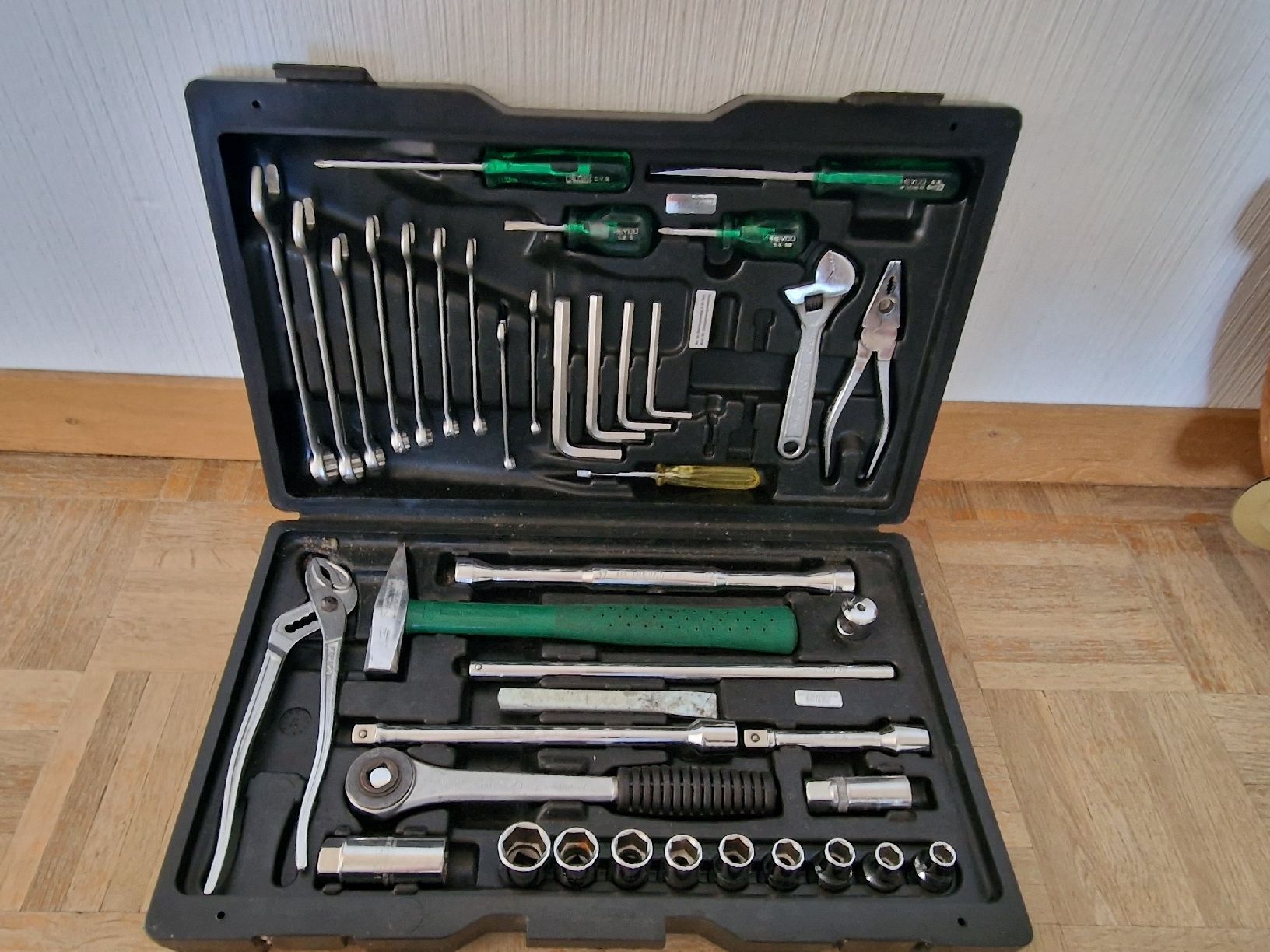 Heyco Alle Werkzeuge: boite à outils HEYCO – Gebraucht aus La Chaux-de-Fonds von Ric_m628 2