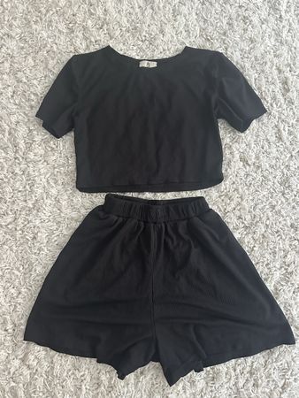 Black Ribbed Crop Top & Shorts Set - Size S - Summer Vibes!