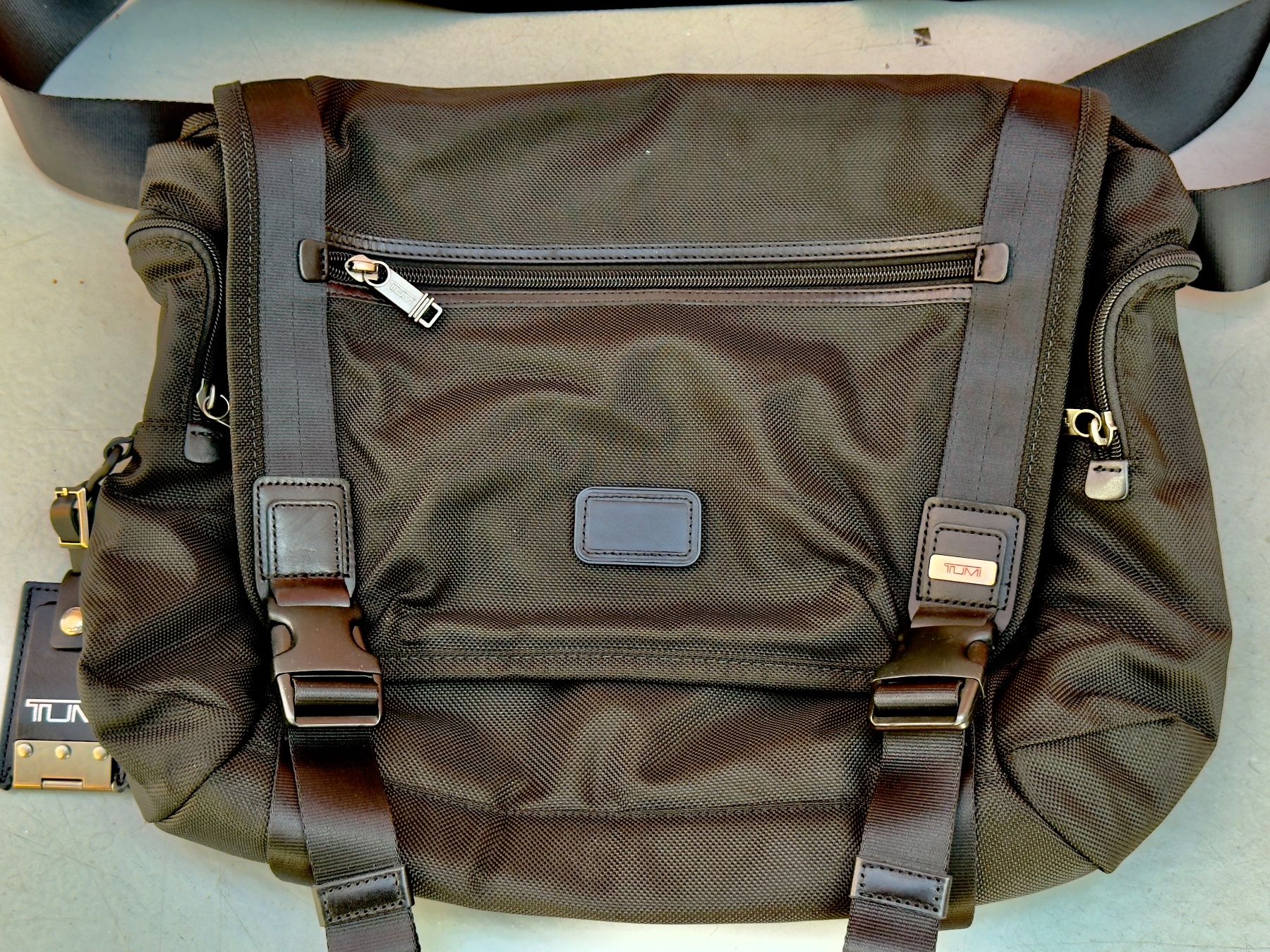 Tumi Borse: Umhängetasche Tumi Alpha Ballistic – Usato da Arlesheim venduto da auktio999 1
