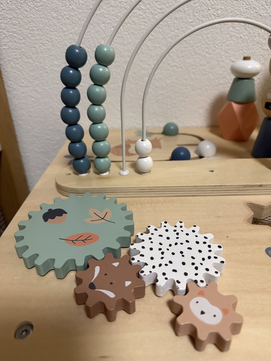 Spielzeuge: Kinder Activity-Spieltisch von Vertbaudet – Gebraucht aus Dottikon von 0Micia0 4