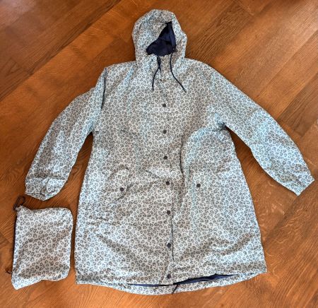 Stylische Regenjacke