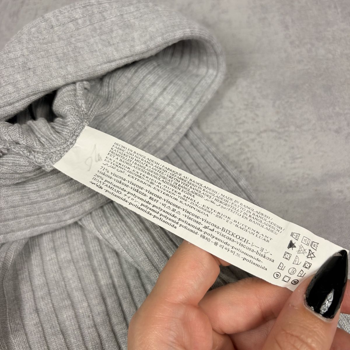 Stradivarius Leggings: Legging comfy flare gris Stradivarius - Taille S – Nuovo (secondo la descrizione) da Neuchâtel venduto da aliceguins 4