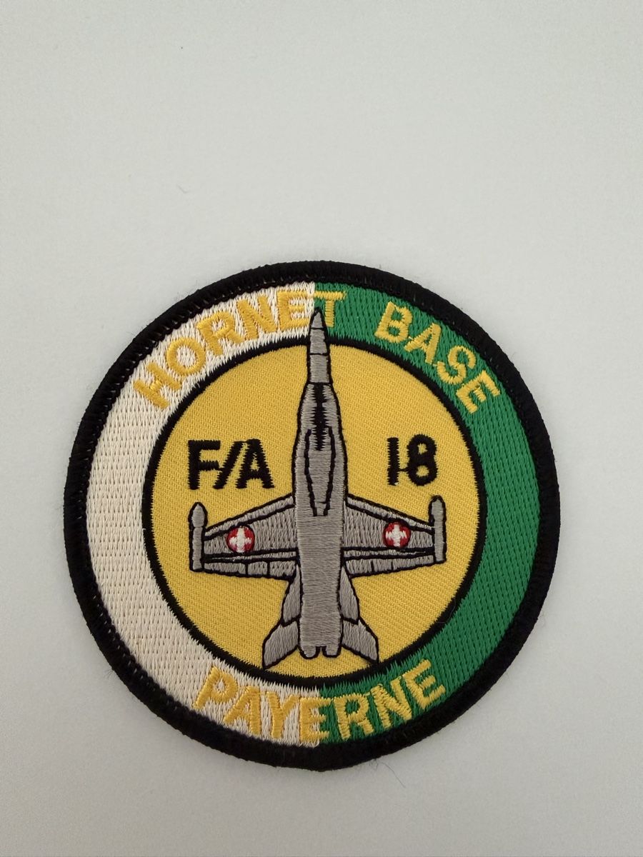 Armée suisse Plaquettes & Badges: Hornet Base Payerne  – D'occasion à Chamoson par Lio_Rey