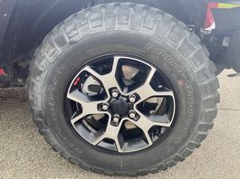 BF Goodrich Mud Terrain 255/75R17 Pneu