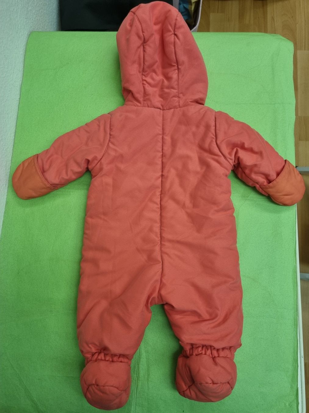 Petit Bateau Completi: Petit bateau Overal 6 Monate – Usato da Schönenwerd venduto da Chez_Mimi 1