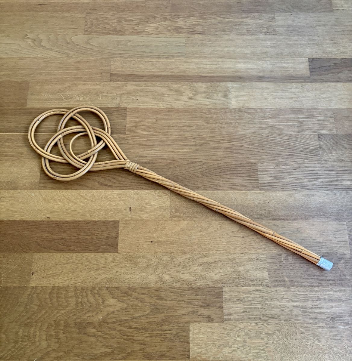 Toutes les décorations: Teppichklopfer – D'occasion à Reinach BL par SchnaeppchenScout 1