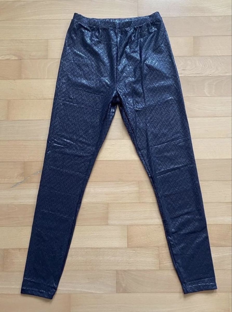 Skims Leggings: Leggings SKIMS taille M – Gebraucht aus prilly von esm_w9mz