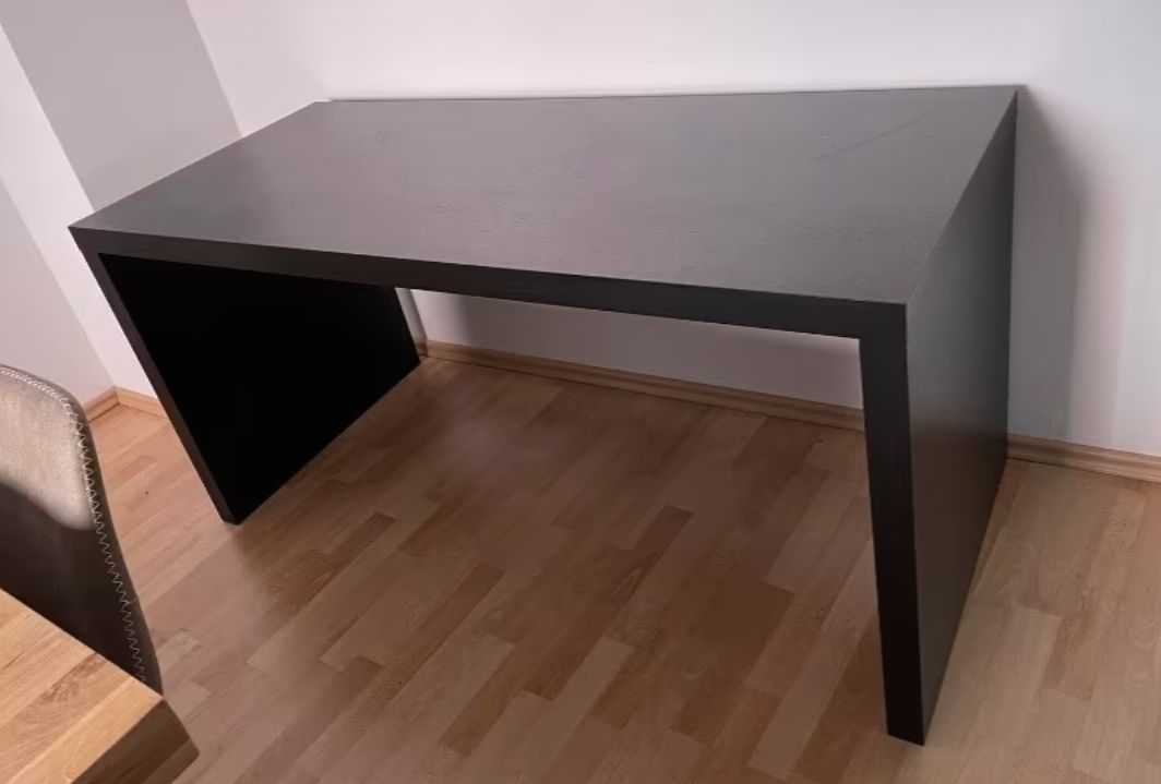 Ikea Bureaux: Schreibtisch MALM IKEA – D'occasion à Benzenschwil par Ralfone 1