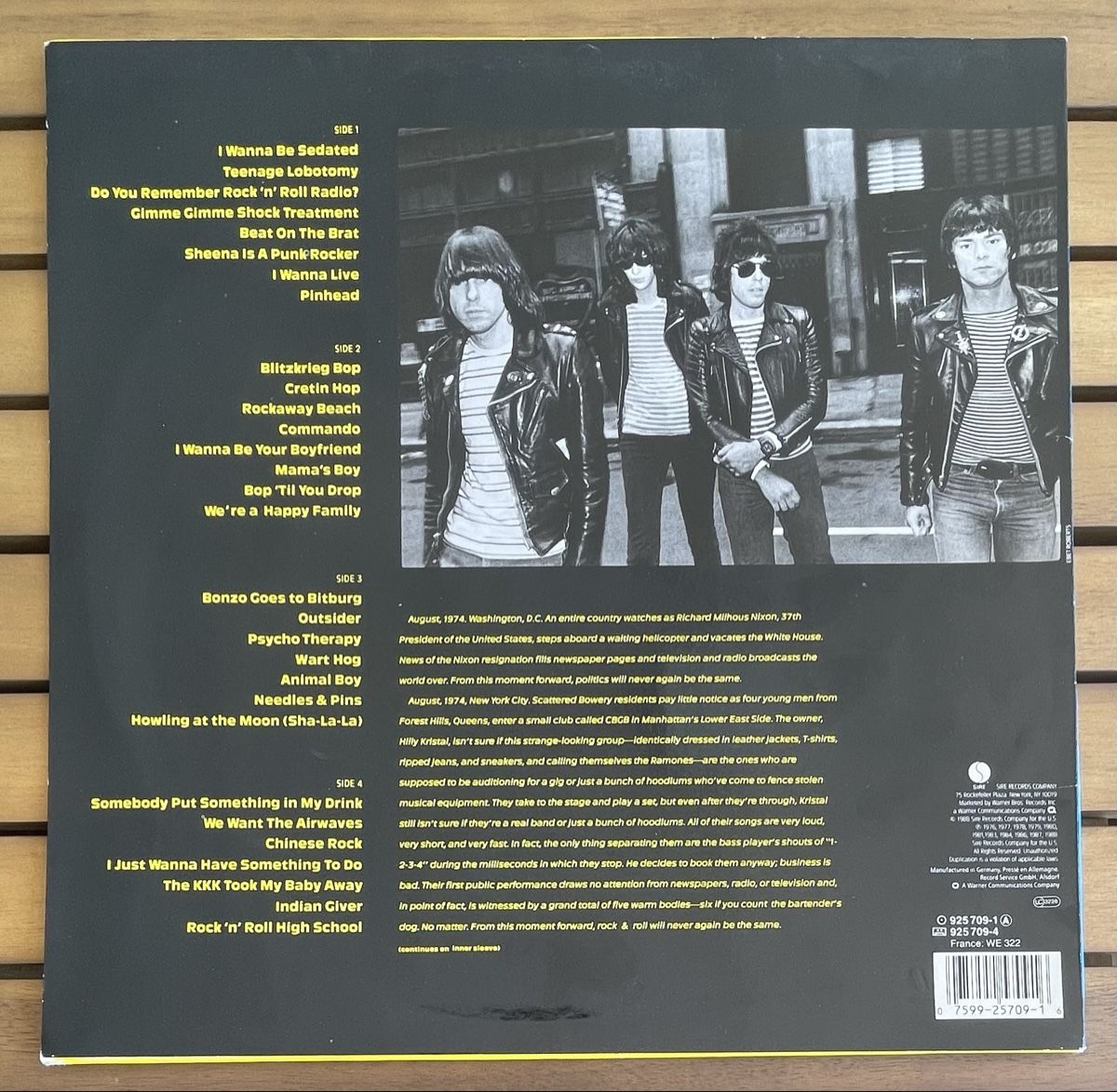 Dischi in vinile: Ramones - Ramones Mania – Usato da Aadorf venduto da Assyrian-Bazar 1