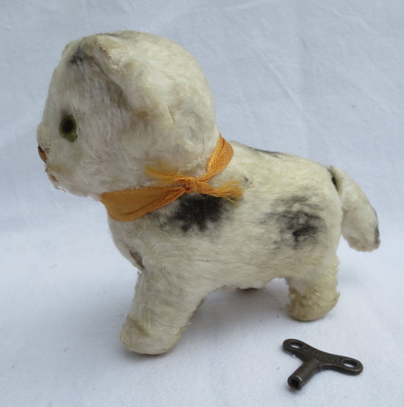 Schuco Spielzeuge: Schuco Katze mit Aufzieh-Mechanismus – Gebraucht aus Muttenz von frederic 1