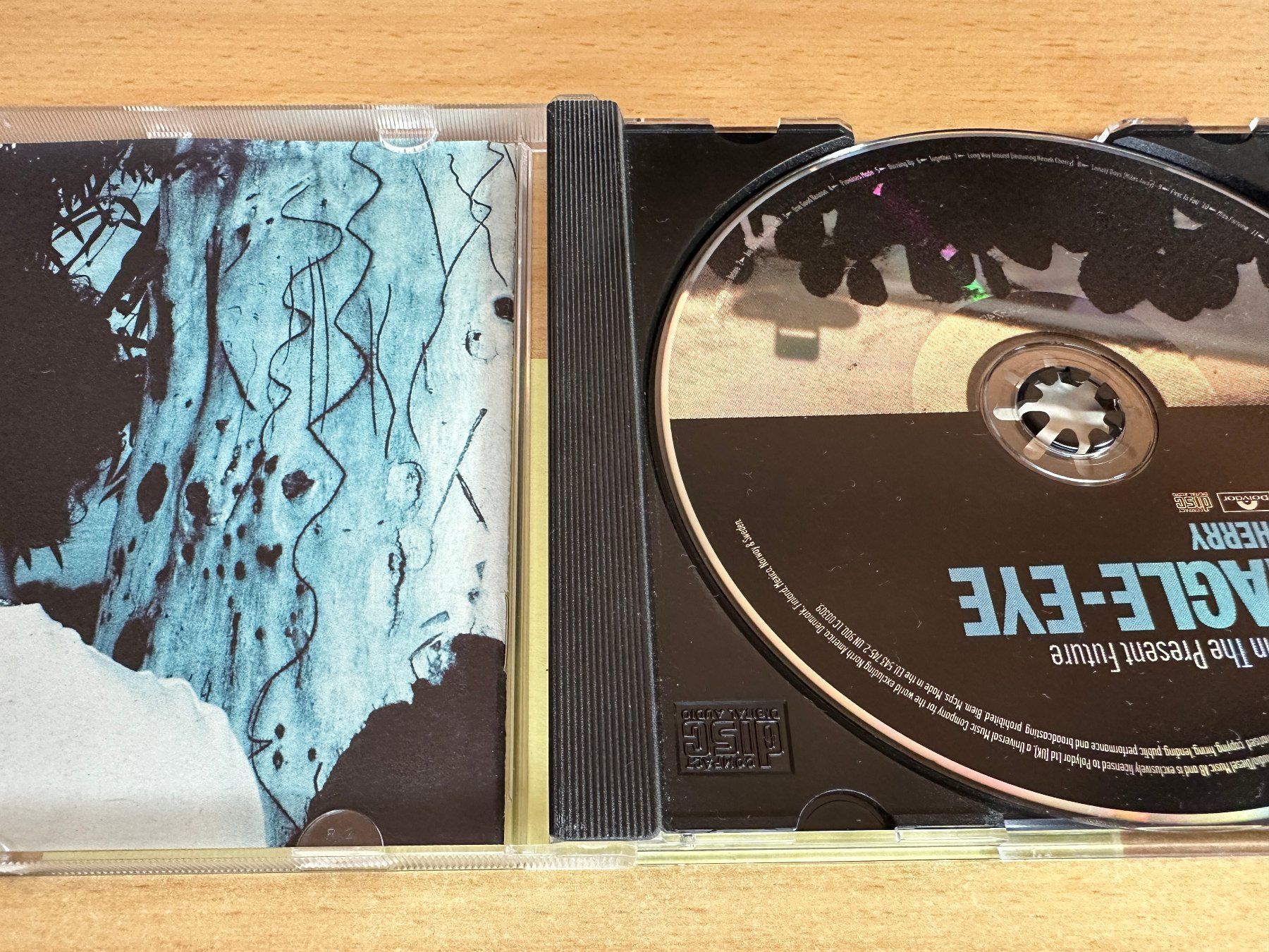 CD: Eagle-Eye Cherry – Living In The Present Future – Usato da Rikon im Tösstal venduto da Alpenmutz 2