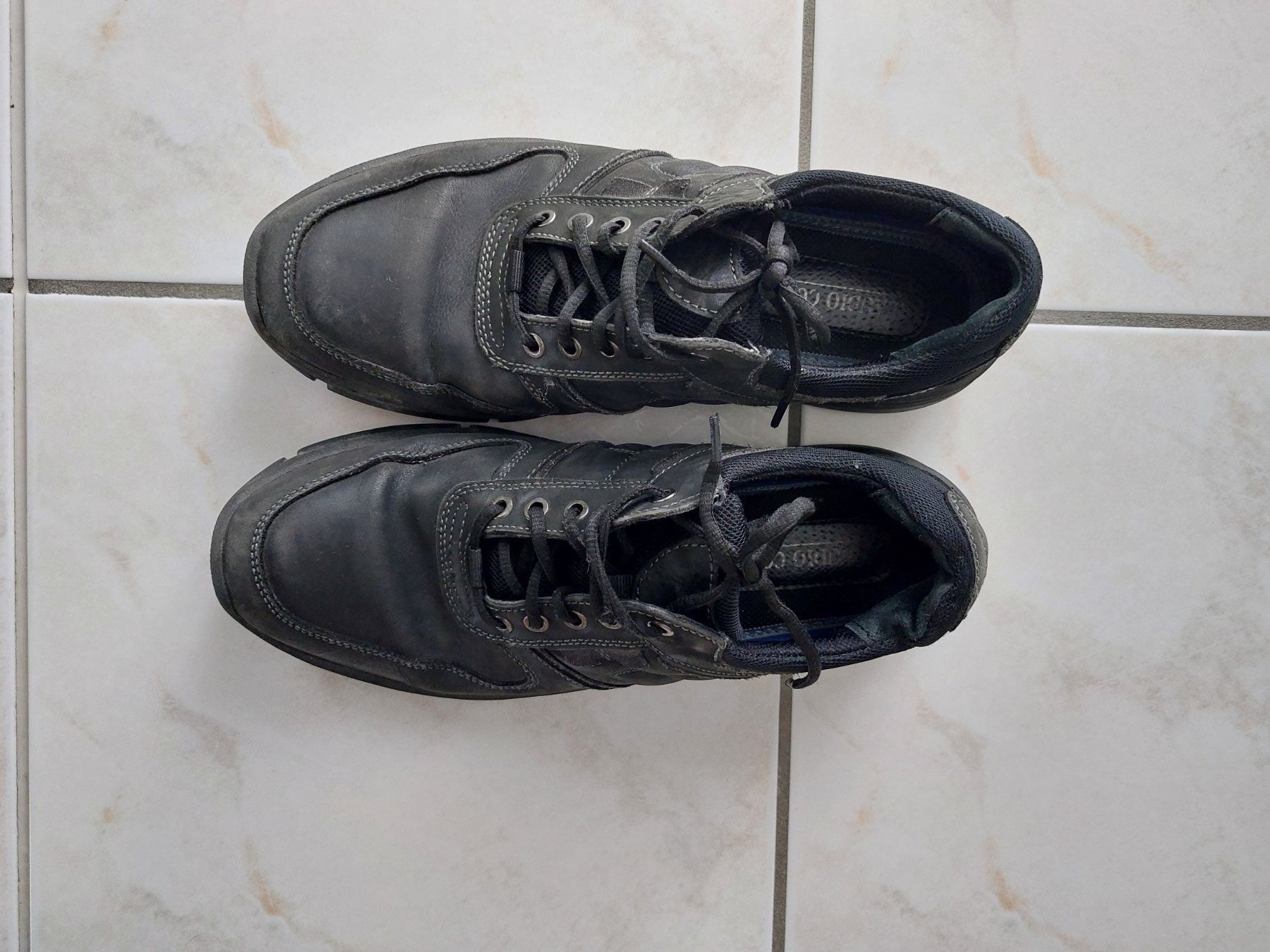Scarpe da uomo: Herrenschuh Gr. 45 – Usato da Schmitten venduto da Renistern68