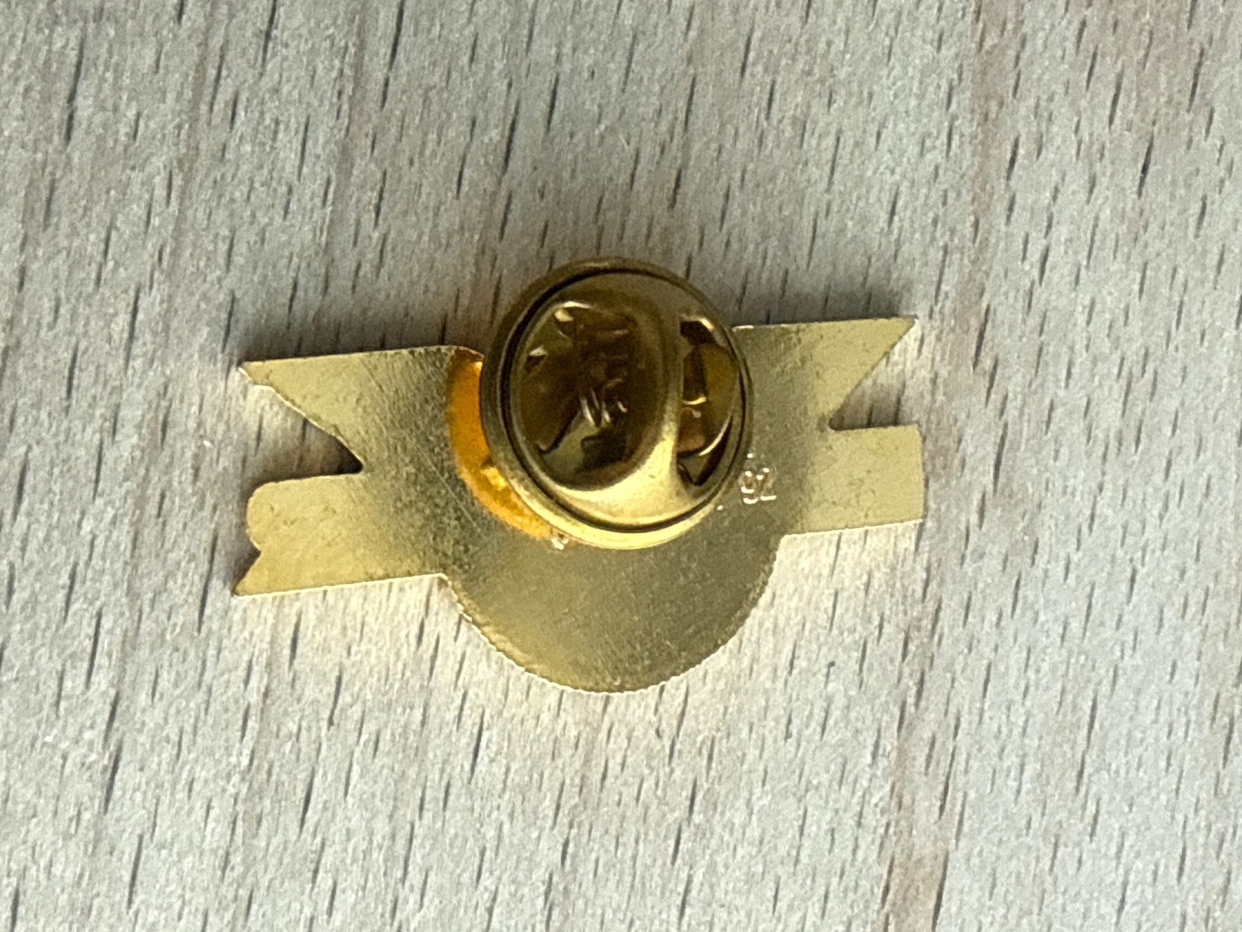 Placchette & Badge: Pin K.JUFER BAAR – Usato da Glattbrugg venduto da Schweigmatt 1