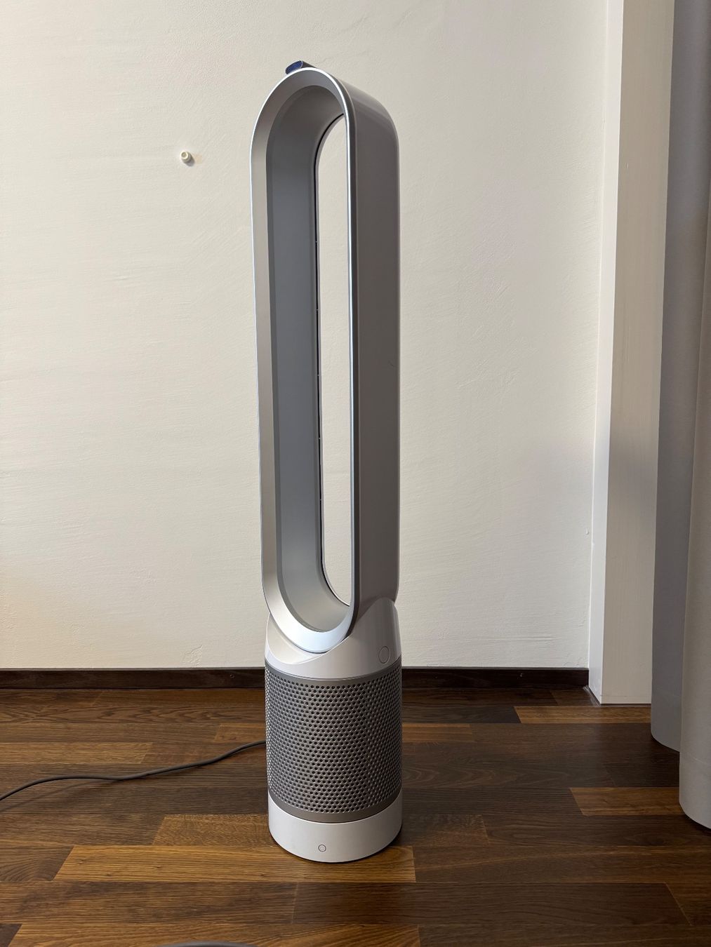 Dyson Purificatori d'aria: Dyson Pure Cool Link Tower (Turmventilator, Timer, 56W) – Usato da Zürich venduto da Etan2