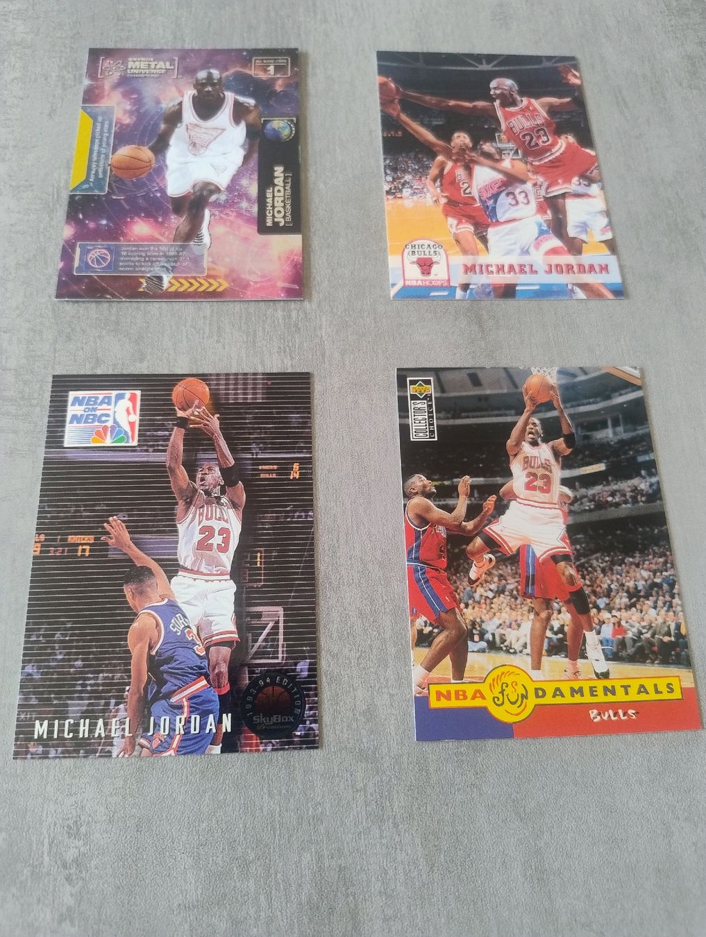 Nba Carte collezionabili: NBA 4 x cartes de Michael Jordan  – Nuovo (secondo la descrizione) da Martigny venduto da julionix 1