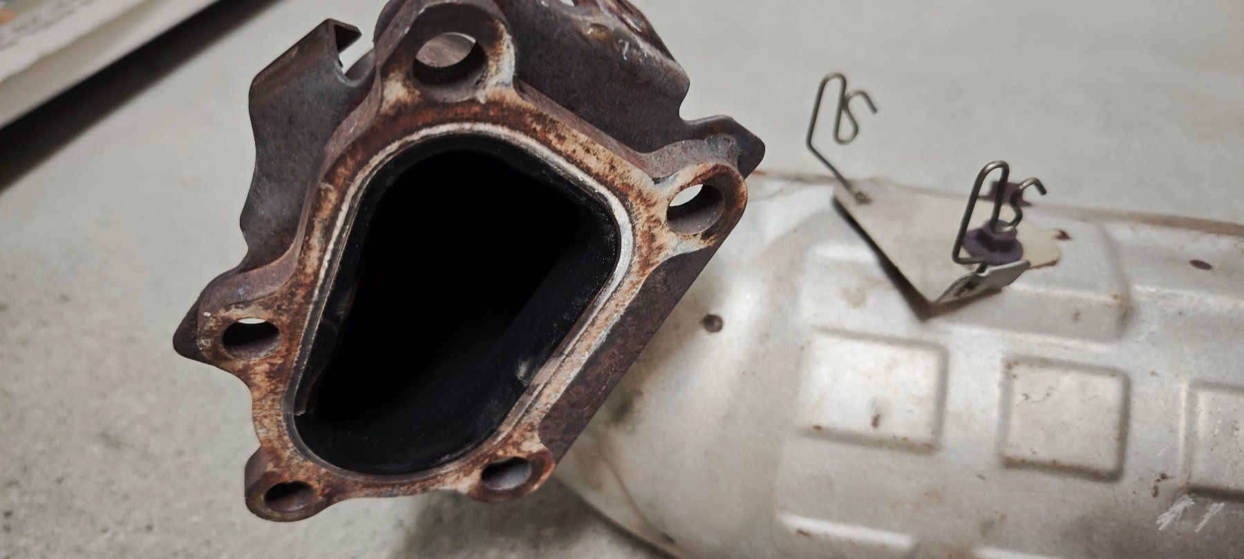 Mazda Échappements: MAZDA 3 MPS Downpipe – D'occasion à Aarburg par Liebherr0 1