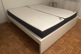 Doppelbett 