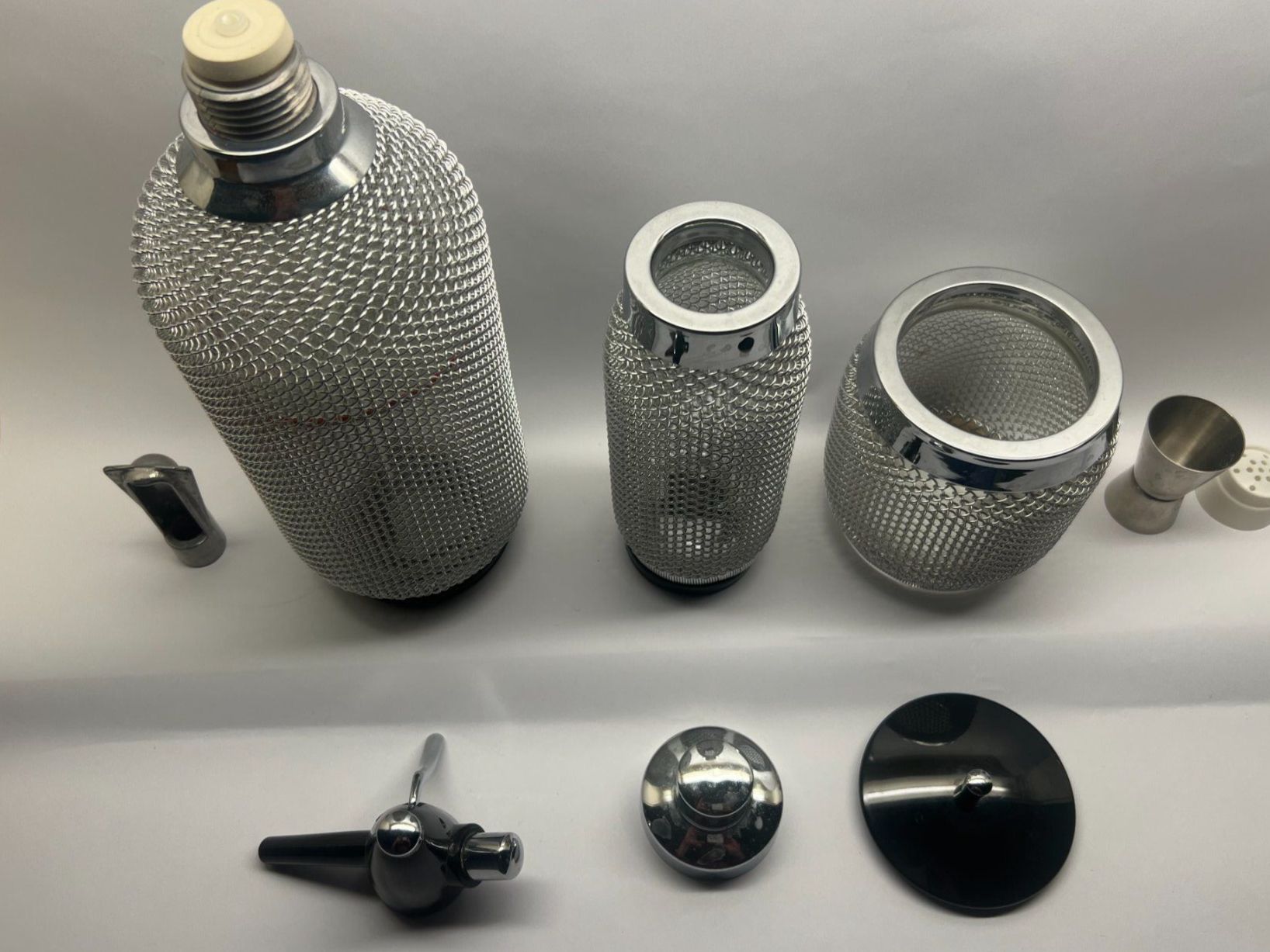 Sonstiges für Haushalt & Wohnen: Vintage-Barset mit Sodasiphon, Cocktailshaker, Eisbehälter u – Gebraucht aus Rickenbach LU von Spalierelger 1