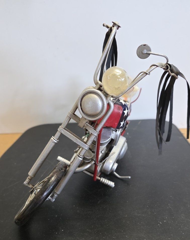 Kits de montage: US-Chopper Deko-Motorrad mit Schnapsflasche – D'occasion à Flums par Flumsantik 1