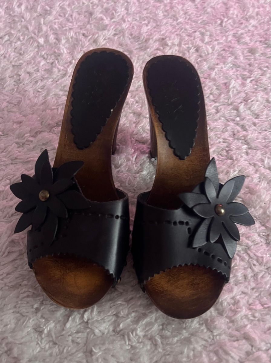 Scarpe da donna: Sommer Clogs Pantoletten Schwarz Gr.39 neuwertig – Nuovo (secondo la descrizione) da Richterswil venduto da Eg_verkauf 2