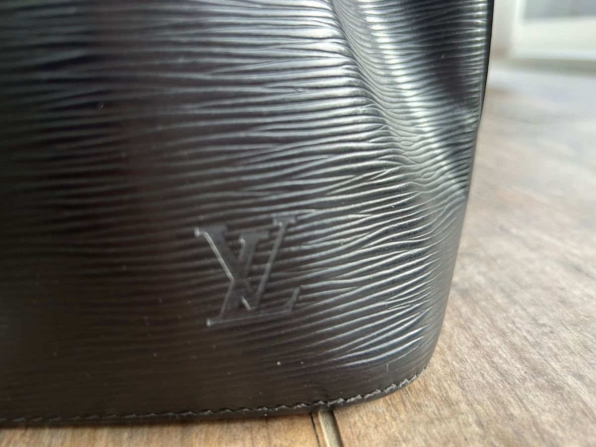 Louis Vuitton Borse da donna: LV Tasche  – Usato da Lengnau BE venduto da juliachristen 5