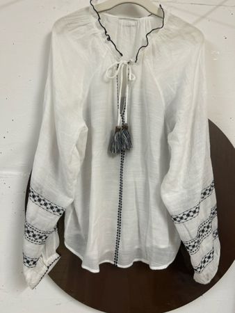 Damen Bluse weiss mit Stickerei Langarm guter Zustand