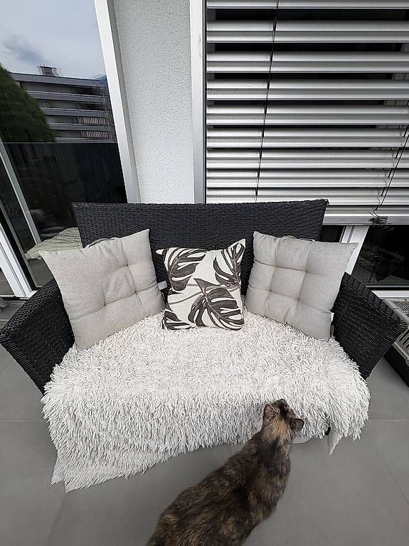 Set di tavolo e panche: Meubles balcon, jardin.. – Usato da Conthey venduto da arn_bv7m 2