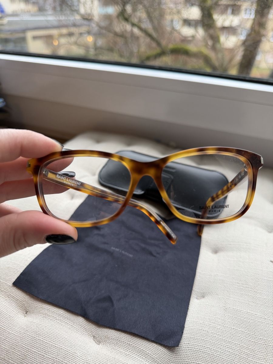 Saint Laurent Occhiali & Lenti: Saint Laurent  Tortoise Shell Glasses – Nuovo (secondo la descrizione) da Zürich venduto da Elh_sunny 1