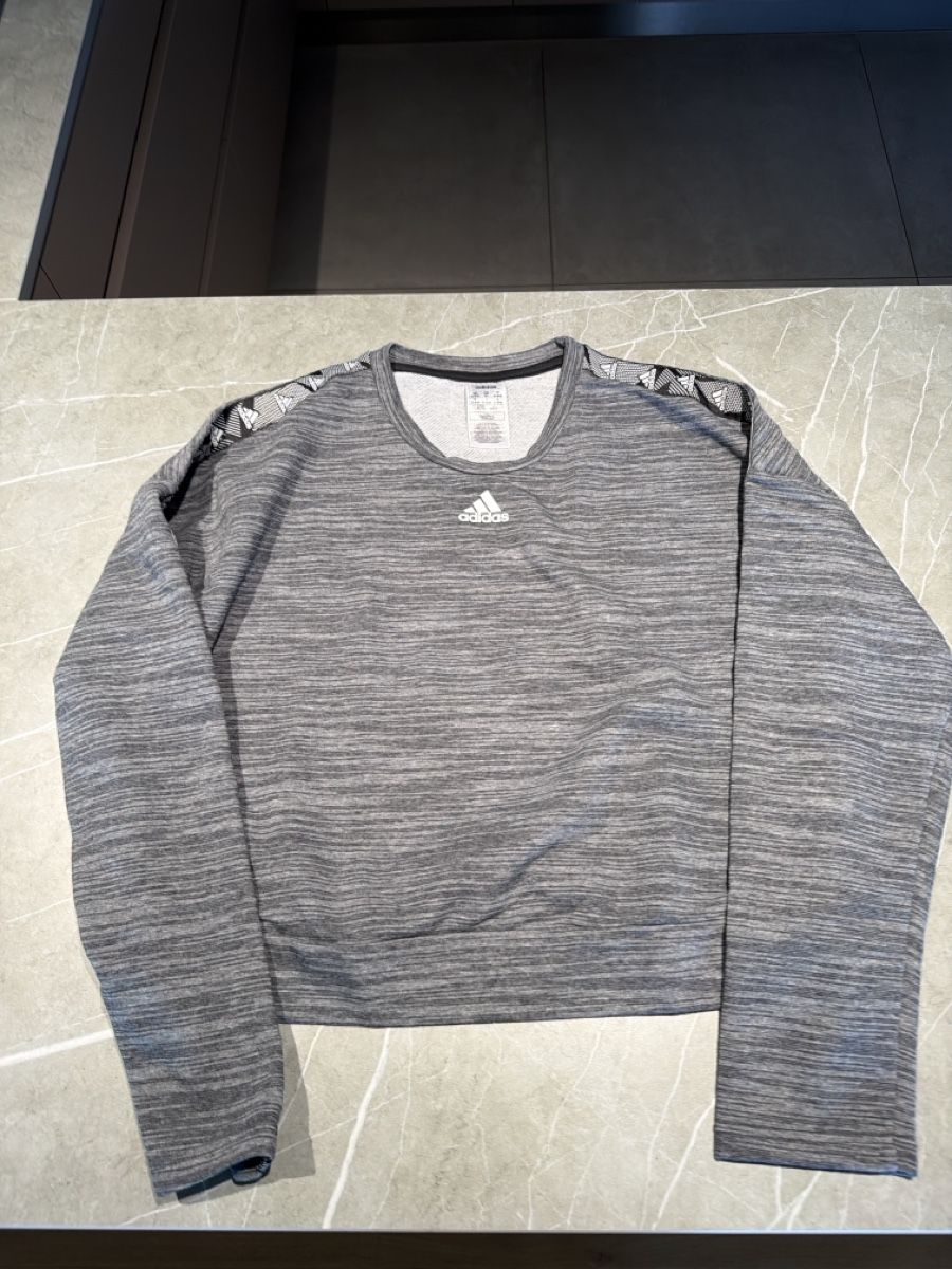 Lots de vêtements: Diverse Pullover und Strickjacken M/L – D'occasion à Kappel SO par Janni07 5