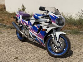 Suzuki GSX-R 750 W 