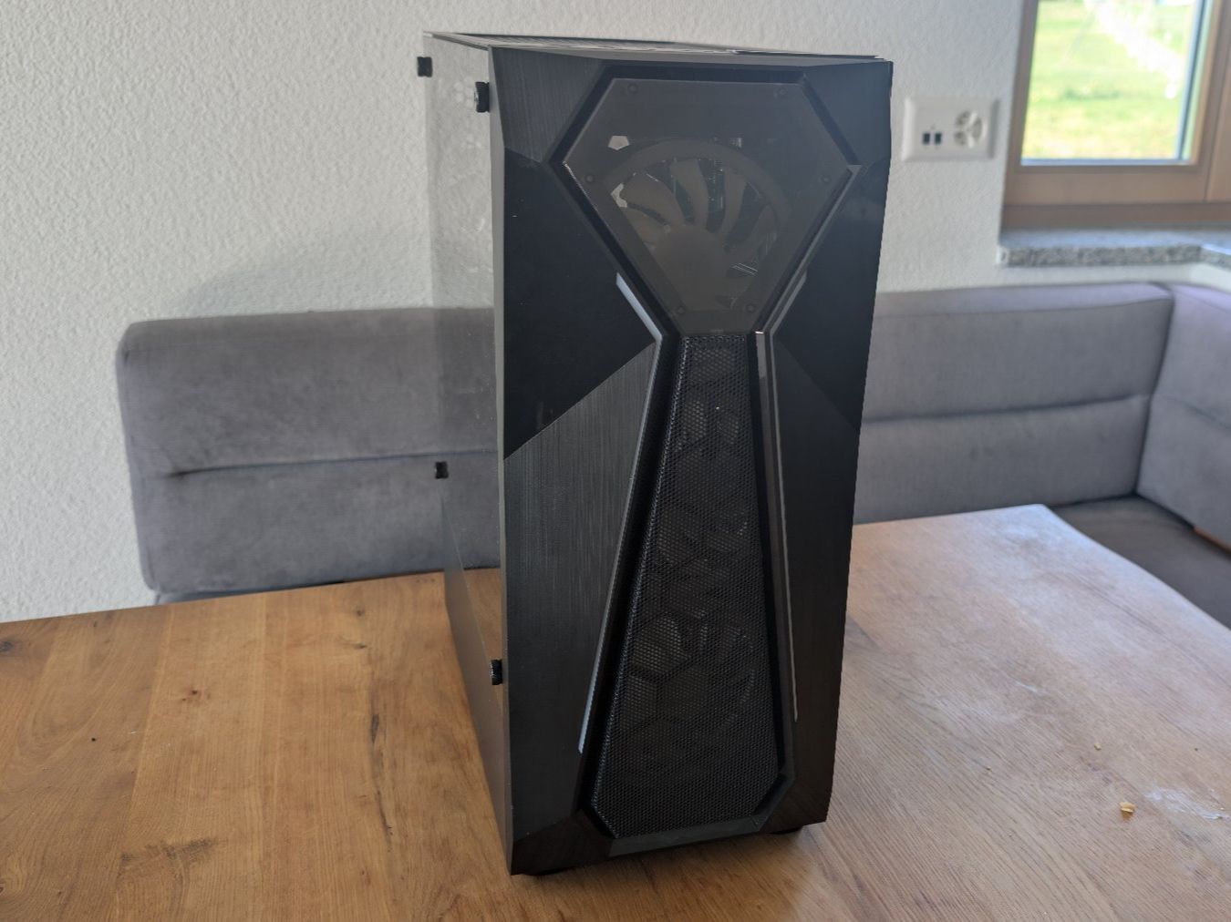 PC: Gaming-Computer – Usato da Esslingen venduto da coffeejumper 2