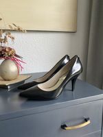 Escarpins de la marque Michael Kors( 38p).