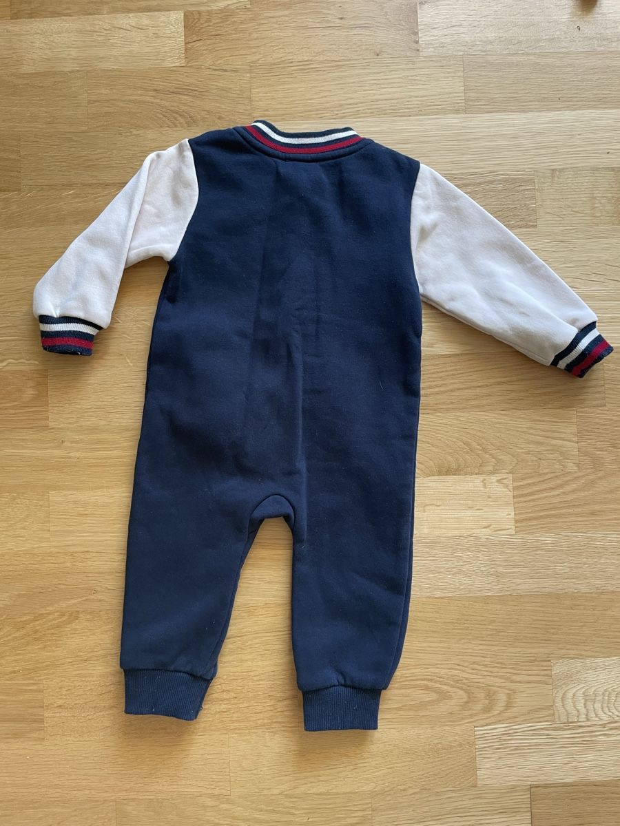 Pagliaccetti: Fleeceoverall, Gr. 74, College Stil – Usato da Chur venduto da ves_y5xm 1