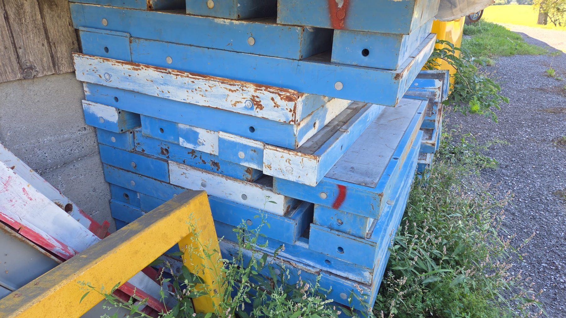 Tutti gli attrezzi: Schalungsplatten ohne Verbindungsteile – Usato da Bilten venduto da pet_2bbl 4