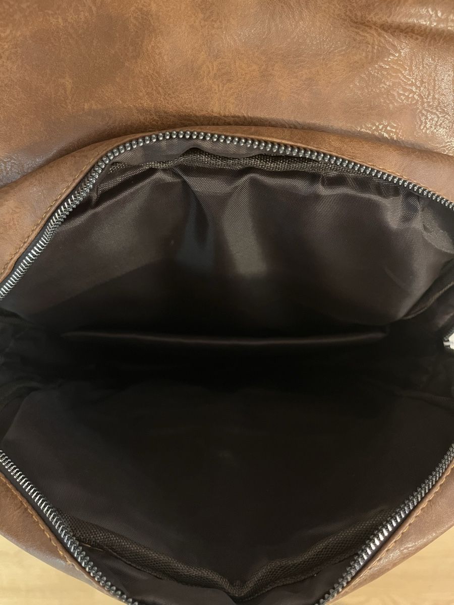 Sacs à dos: Brauner Lederlook Rucksack – Neuf (Voir description) à Glis par jos_hj8q 2