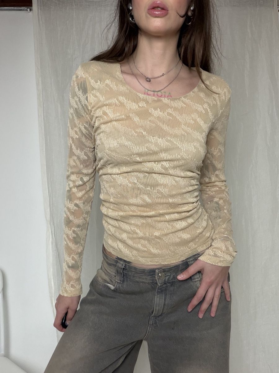Top: Langarmshirt Damen beige Grösse S – Usato da Knonau venduto da Grapesvintage 1