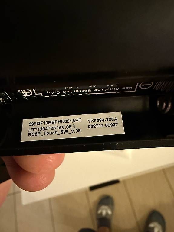 Philips Telecomandi: Telecomando Nuovo Philips OLED YKF384-T05A – Nuovo e nell'imballaggio originale da Quartino venduto da Ed35 1