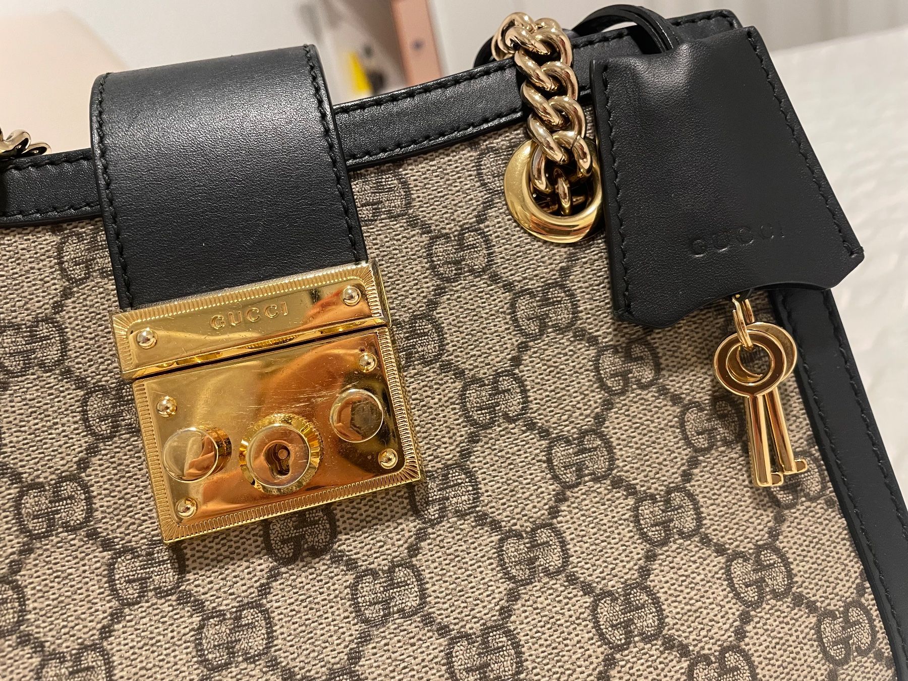 Gucci Borse: Padlock medium tote bag - black – Usato da Boniswil venduto da sin_wh8w 4