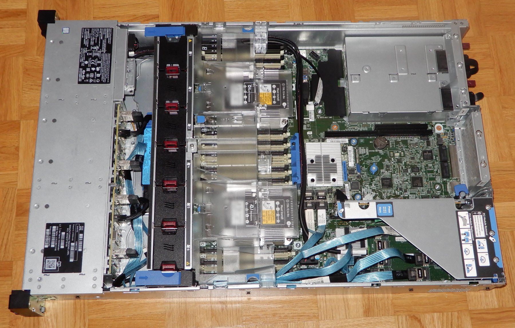 Hewlett Packard Server: Server HP ProLiant DL380 Gen 10 – Usato da Bern venduto da compischop 3