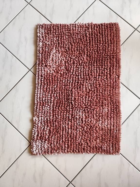 Teppiche: Badematte – Gebraucht aus Thörigen von imo_5f9y 1