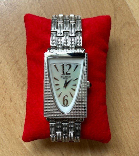 Balmain Orologi: Montre femme Balmain – Usato da Colombier NE venduto da chippie09
