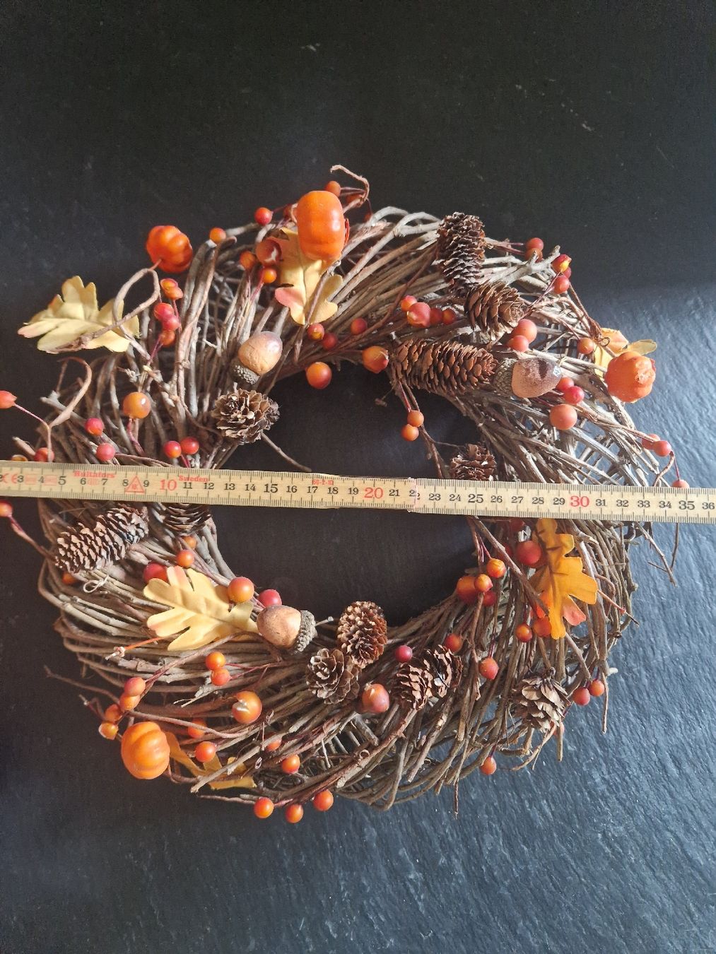 Tutte le decorazioni: Rustikaler Herzkranz, Durchmesser 35cm – Nuovo (secondo la descrizione) da Weggis venduto da Oswadan 1