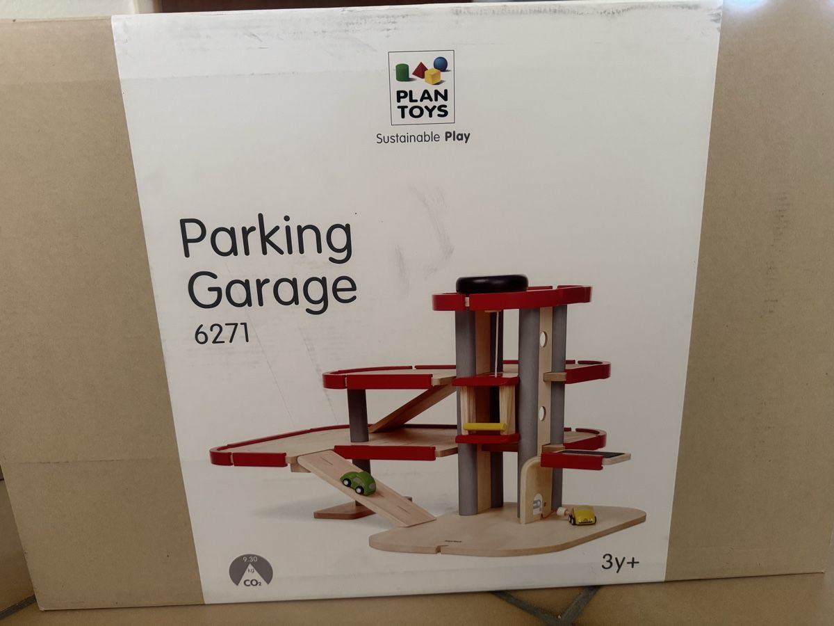 Plantoys Giocattoli: Plan Toys Parking Garage – Nuovo e nell'imballaggio originale da Münchenstein venduto da sar_5tsy
