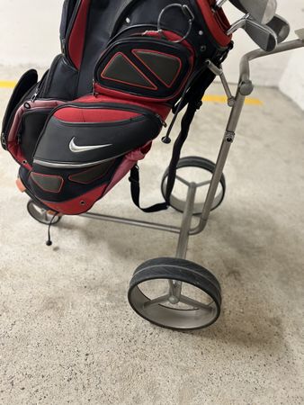 Golfbag Nike rot schwarz