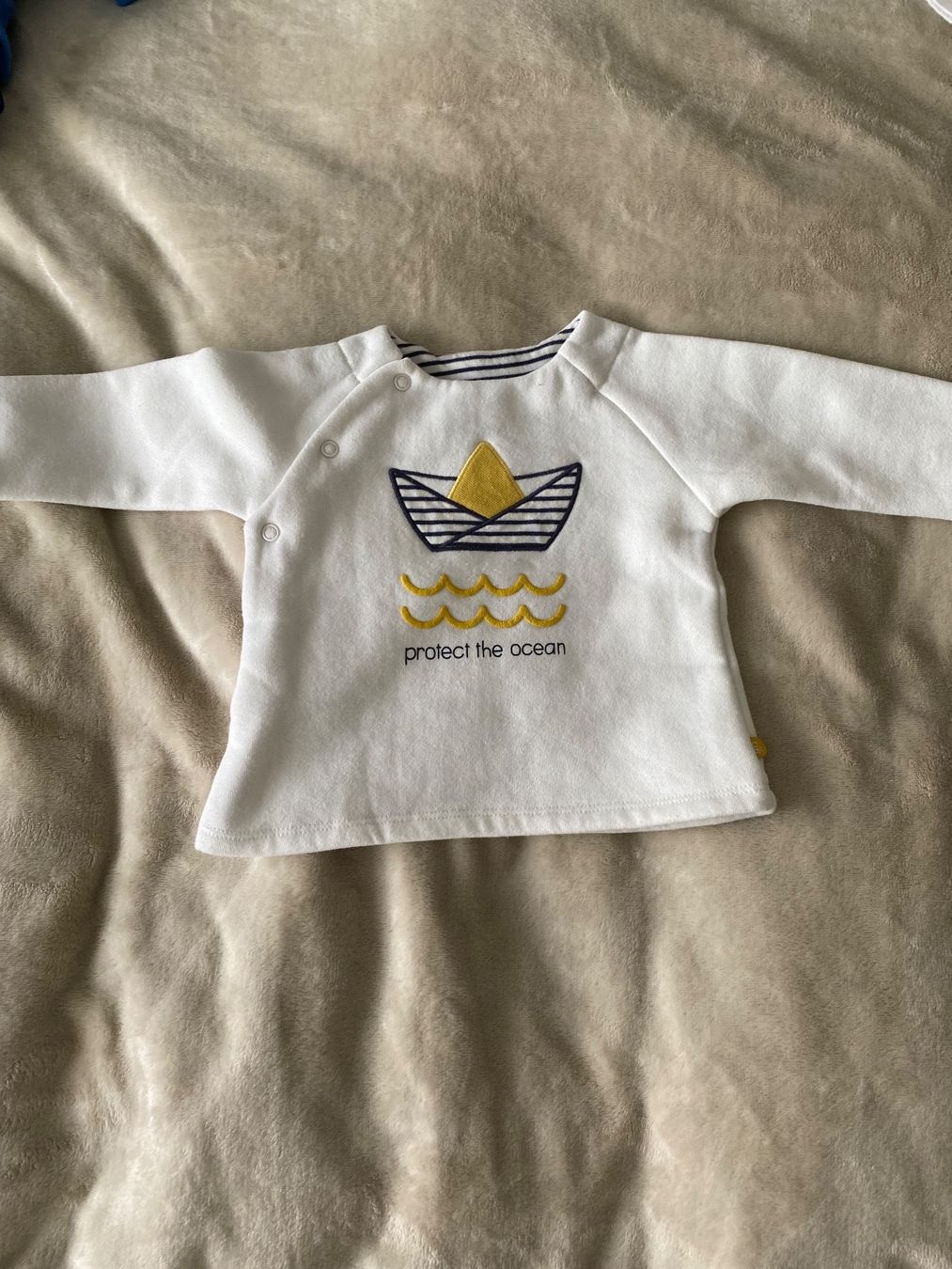 Hemden, Tops & T-Shirts: Baby T-Shirt Grösse 68 – Gebraucht aus Zürich von MaSte