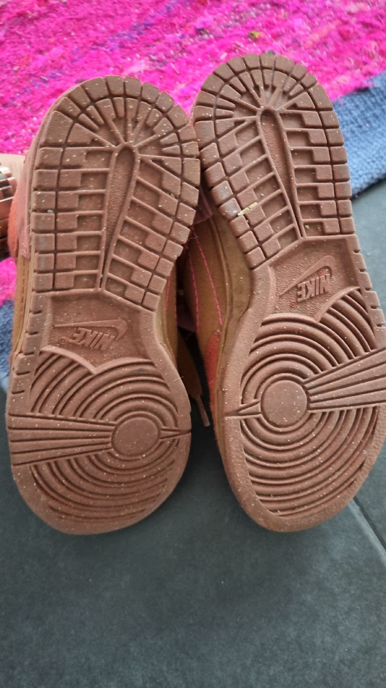 Nike Scarpe da donna: Nike Dunk low disrupt 2 desert- bronze pink 36 – Usato da Bad Zurzach venduto da Mfritzli 2